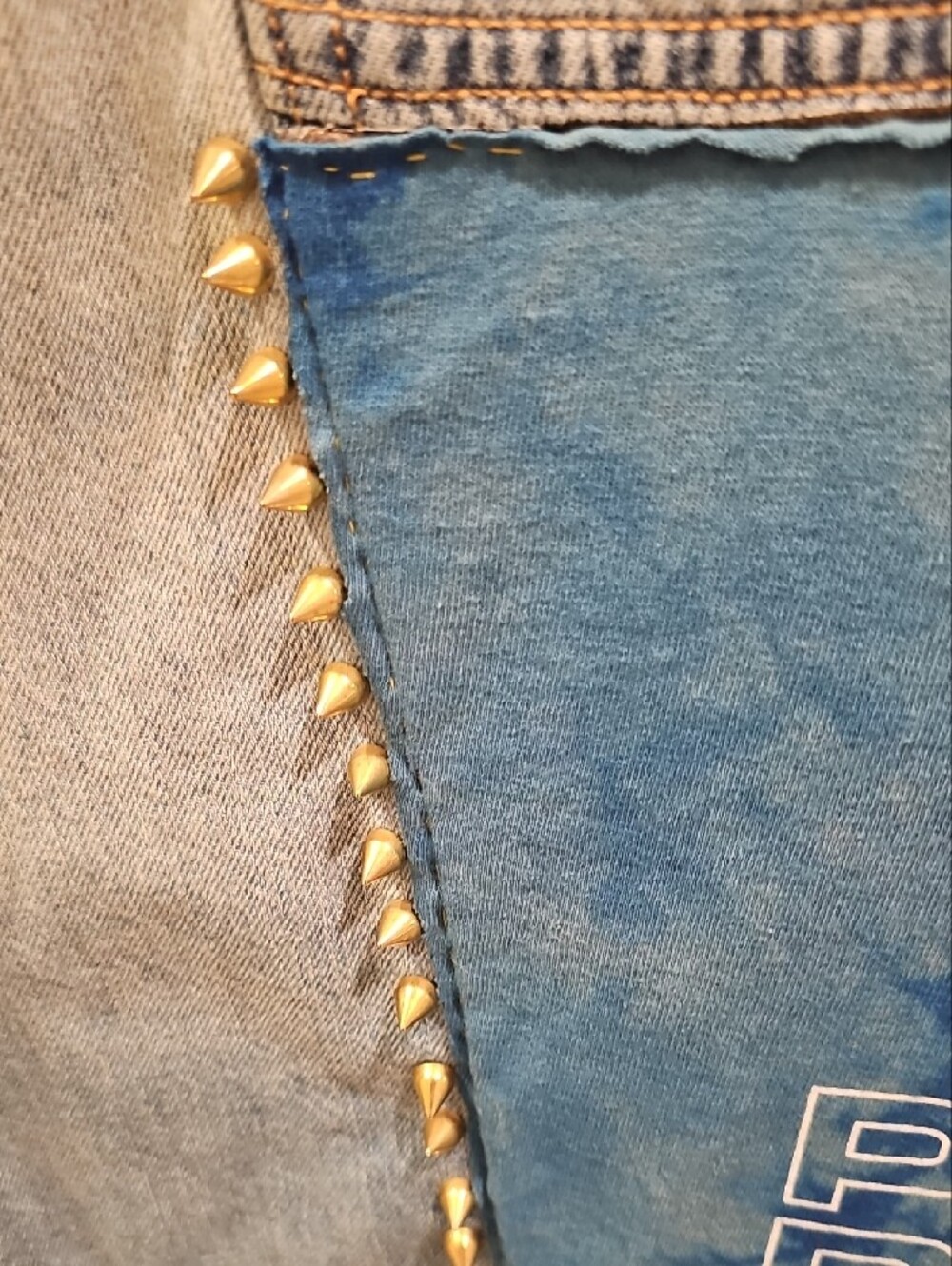 Light Blue Denim Vest with Patches -DBZ Men's Sleeveless Jacket - Picture 8 of 8